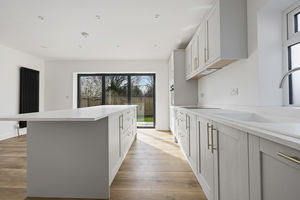 Photo 8- click for photo gallery